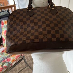 LV ALMA ON SALE THRU SUN ONLy
